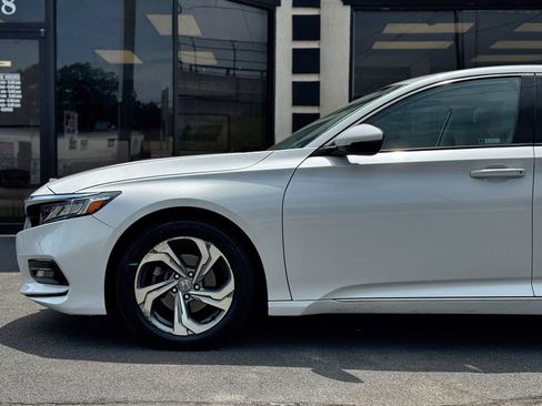 Used 2018 Honda Accord EX-L image 12