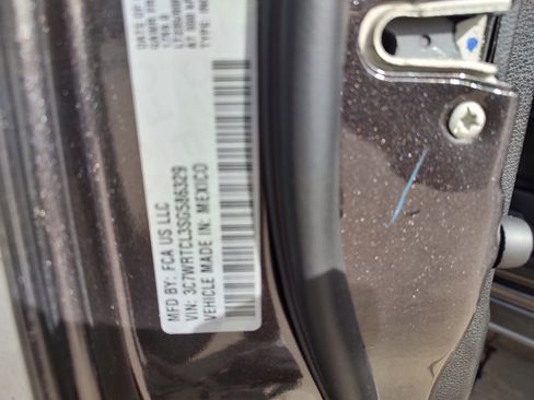 New 2025 RAM 3500 Tradesman w/ Chrome Appearance Group image 33