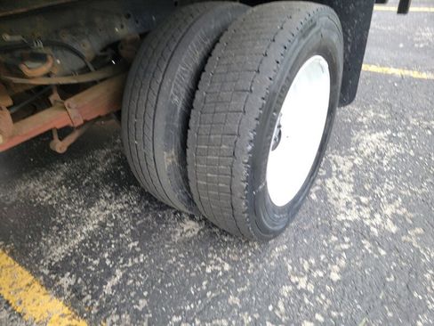 Used 2016 Ford F550 2WD Regular Cab Super Duty image 39