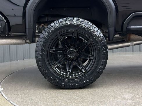 Used 2025 GMC Sierra 3500 Denali w/ Denali Reserve Package image 12