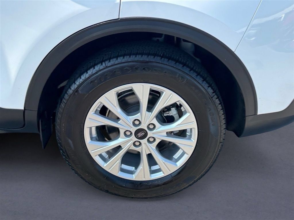 Used 2023 Ford Escape Active FWD image 9