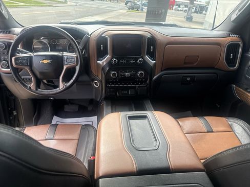 Used 2022 Chevrolet Silverado 2500 High Country w/ Safety Package II AWD/4WD image 15