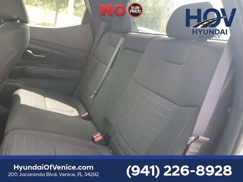 Certified 2023 Hyundai Santa Cruz SE AWD/4WD image 14