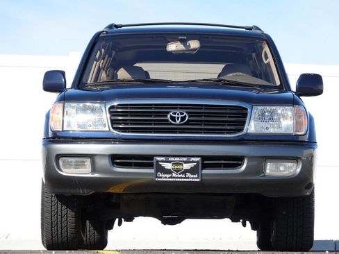 Used 2002 Toyota Land Cruiser AWD/4WD image 33