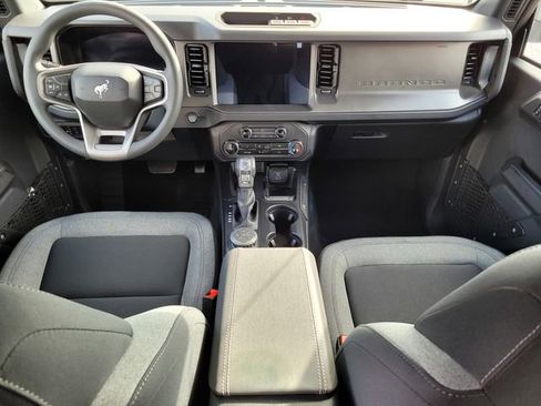 New 2025 Ford Bronco 4-Door image 12