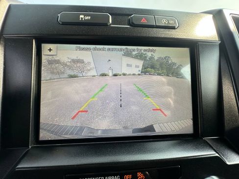 Used 2017 Ford F150 XL w/ Equipment Group 101A Mid AWD/4WD image 15