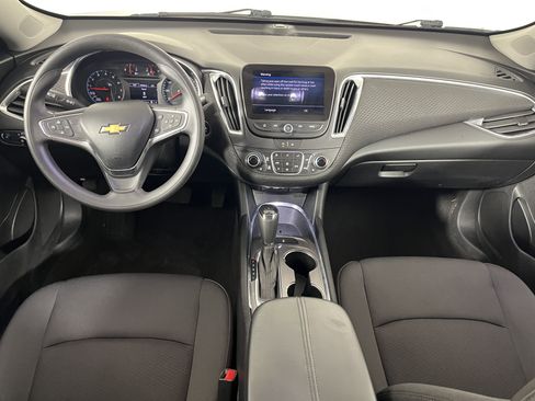 Used 2020 Chevrolet Malibu LT image 10
