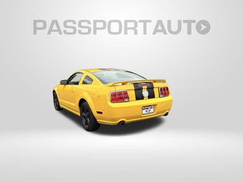 Used 2006 Ford Mustang GT RWD image 8