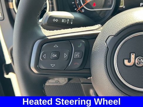 New 2025 Jeep Gladiator Sport w/ Premium Package image 37