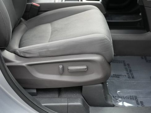 Used 2021 Honda Odyssey EX image 31