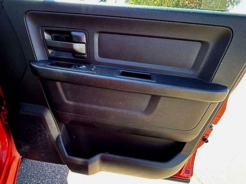 Used 2017 RAM 1500 Express image 16