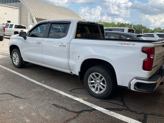 Used 2021 Chevrolet Silverado 1500 RST w/ Bed Protection Package AWD/4WD image 5