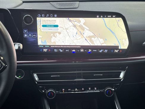 Used 2024 Chevrolet Traverse RS w/ LPO, Floor Liner Package image 29