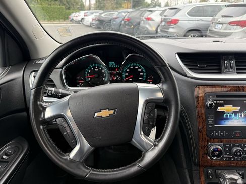 Used 2014 Chevrolet Traverse LT w/ LPO, 'HIT The Road' Package image 22