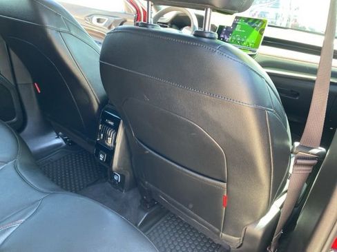 Used 2025 Jeep Compass Trailhawk AWD/4WD image 31
