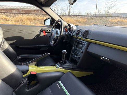 Used 2012 Porsche Cayman R image 37