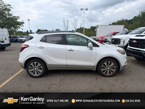 Used 2017 Buick Encore Preferred FWD image 1