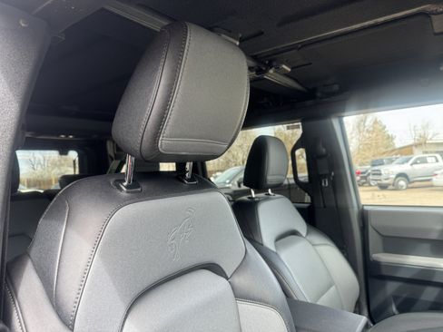 Used 2024 Ford Bronco Everglades image 19