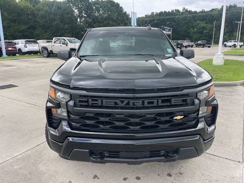Used 2024 Chevrolet Silverado 1500 Custom AWD/4WD image 10