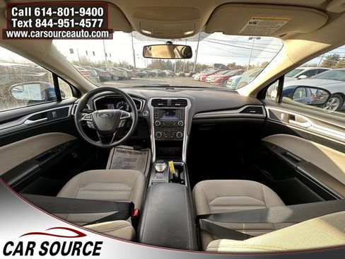 Used 2018 Ford Fusion S image 16