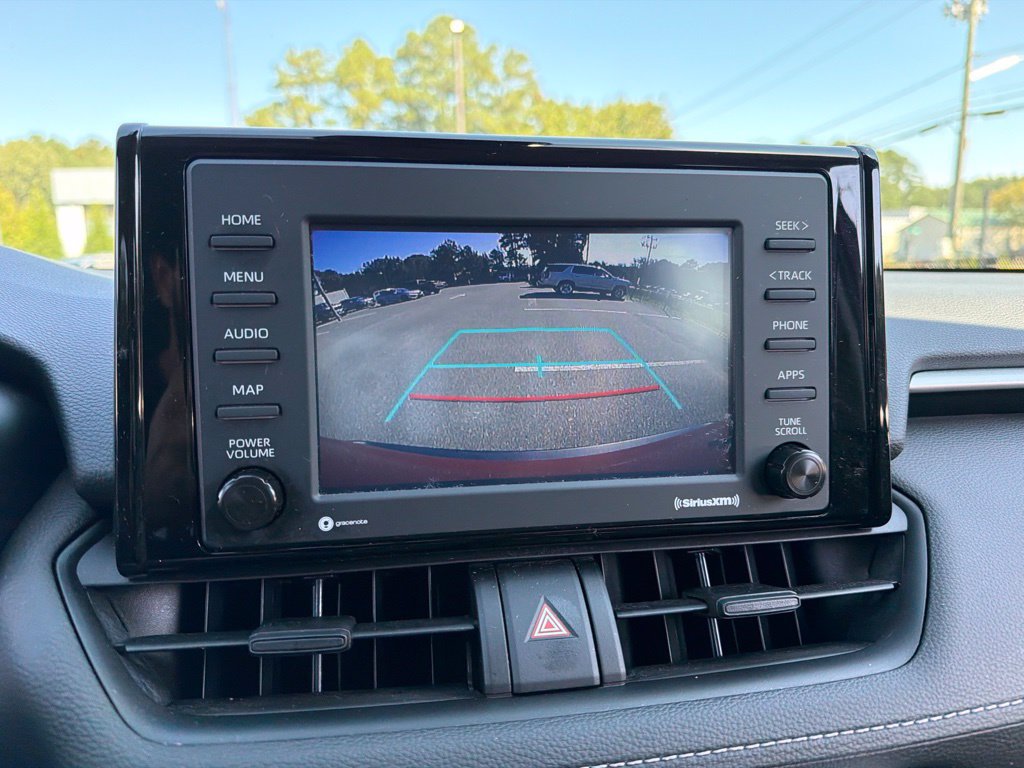 Used 2022 Toyota RAV4 XLE AWD/4WD image 10