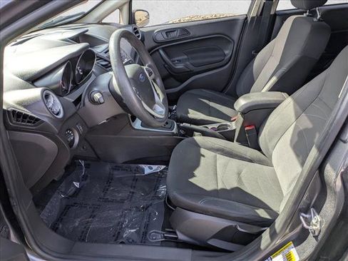 Used 2018 Ford Fiesta SE image 16