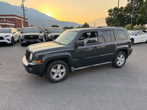 Used 2010 Jeep Patriot Sport w/ Tire & Wheel Group AWD/4WD image 1