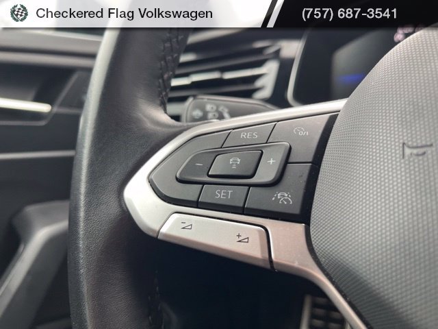 Used 2025 Volkswagen Jetta Sport FWD image 34