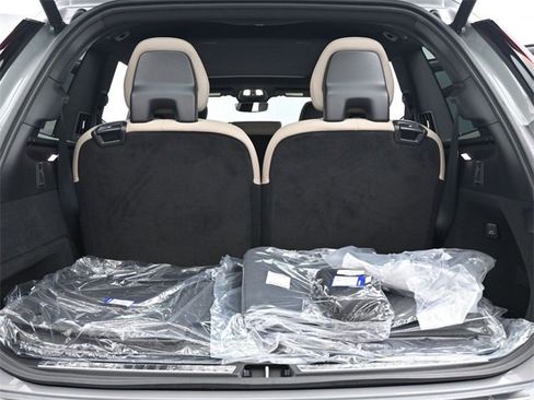 New 2026 Volvo XC90 B6 Plus w/ Protection Package Premier image 10