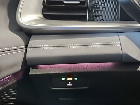 New 2026 Volkswagen Tiguan SE AWD/4WD image 36