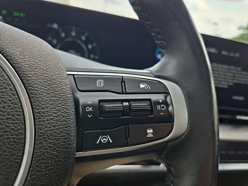 Certified 2024 Kia Sportage SX FWD image 17