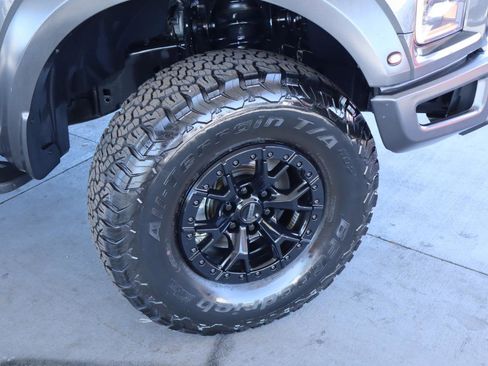 Used 2017 Ford F150 Raptor w/ Equipment Group 802A Luxury image 3