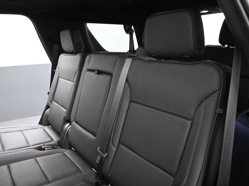Used 2021 GMC Yukon Denali w/ Denali Premium Package RWD image 30