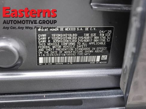Used 2025 Honda HR-V LX image 34
