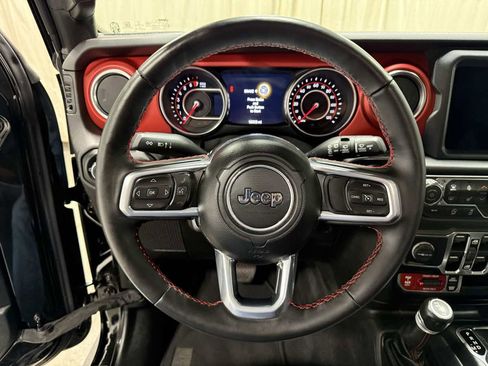 Used 2021 Jeep Wrangler Unlimited Rubicon w/ Xtreme Recon 35" Tire Package image 11