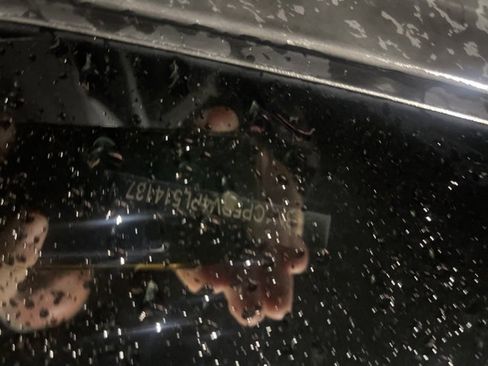 Used 2023 Nissan Kicks SR image 4