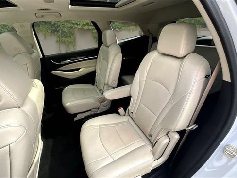 Used 2023 Buick Enclave Essence w/ Experience Buick Package FWD image 22