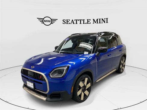 Certified 2025 MINI Cooper Countryman S image 1