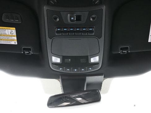 Used 2022 Ford F250 Lariat w/ Tremor Off-Road Package image 27