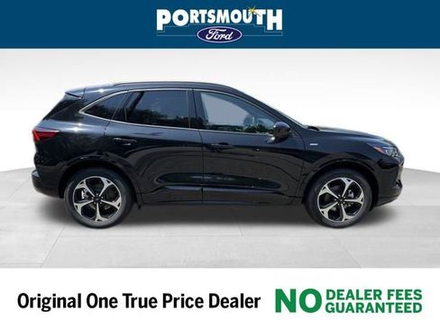 New 2025 Ford Escape ST-Line Elite w/ Premium Technology Package image 6