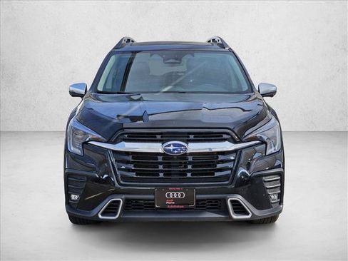 Used 2023 Subaru Ascent Touring AWD/4WD image 2