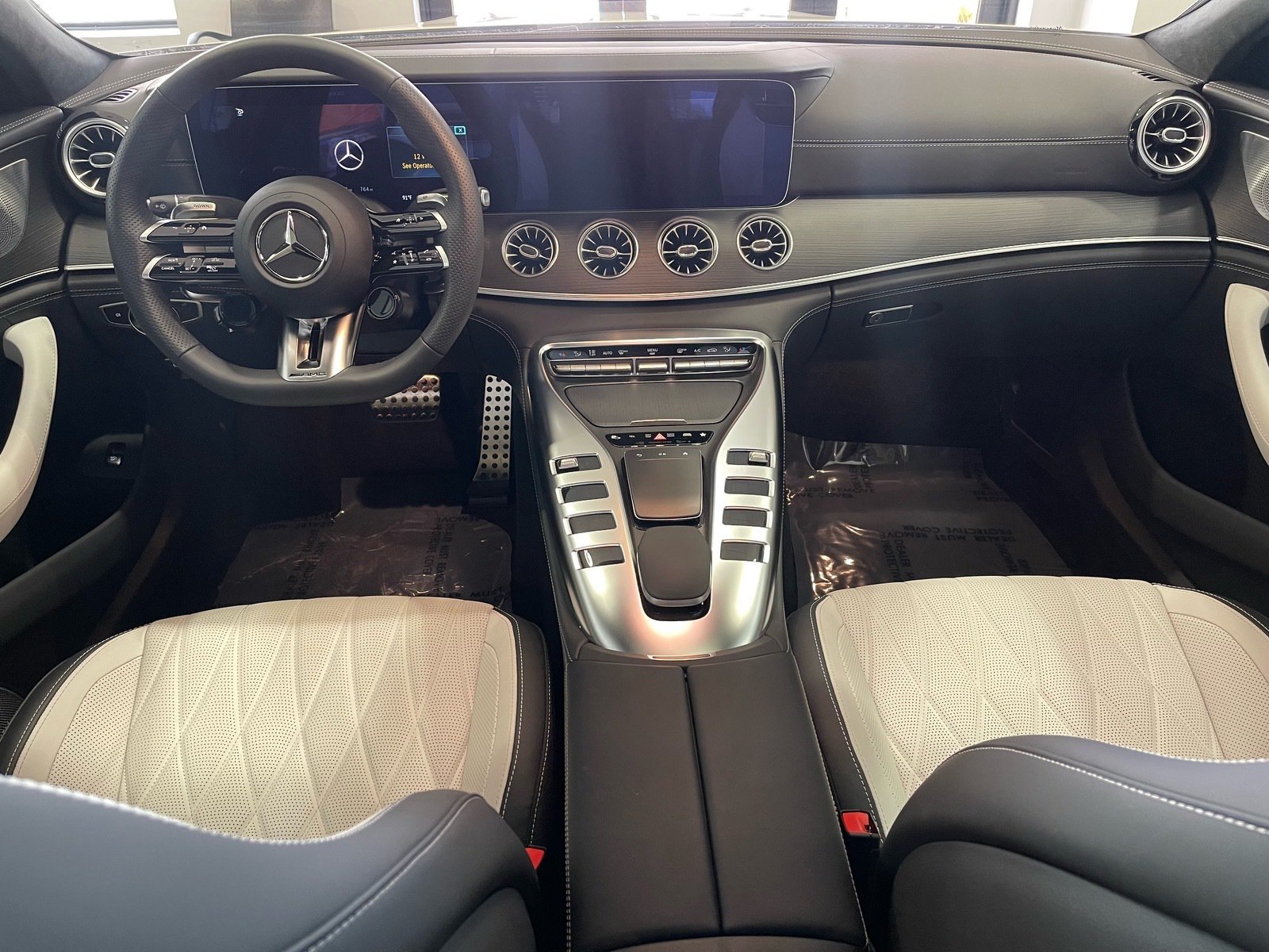 Used 2025 Mercedes-Benz AMG GT 63 image 33