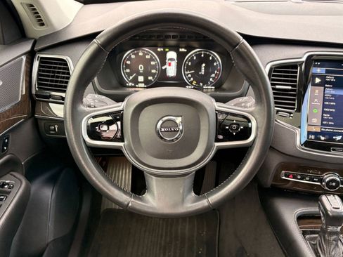 Used 2018 Volvo XC90 T6 Momentum w/ Convenience Package image 25