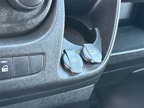 Used 2018 RAM ProMaster 2500 image 12