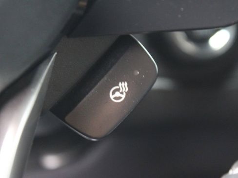 Used 2023 Subaru Ascent Limited image 12