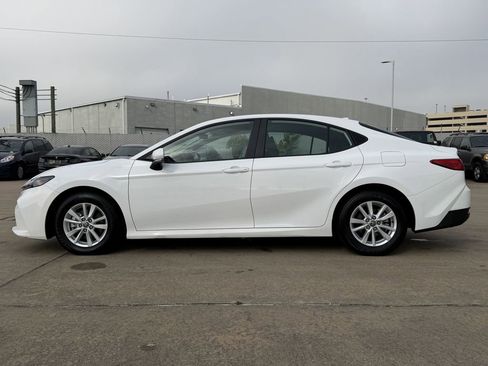 Used 2025 Toyota Camry LE FWD image 6