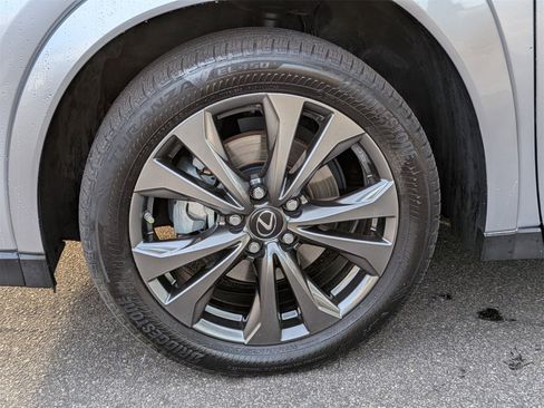 Used 2023 Lexus UX 250h F Sport image 10