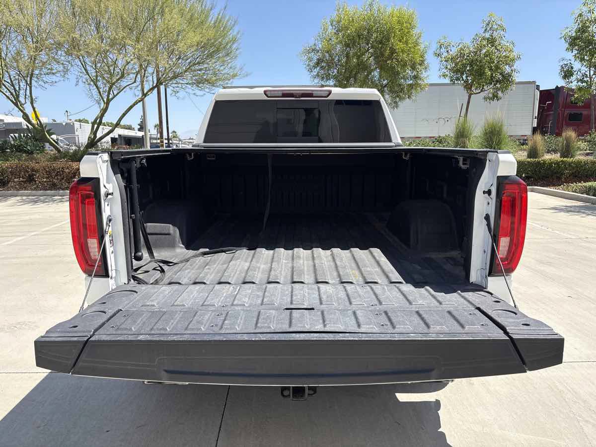 Used 2020 GMC Sierra 1500 SLT w/ SLT Premium Plus Package AWD/4WD image 10