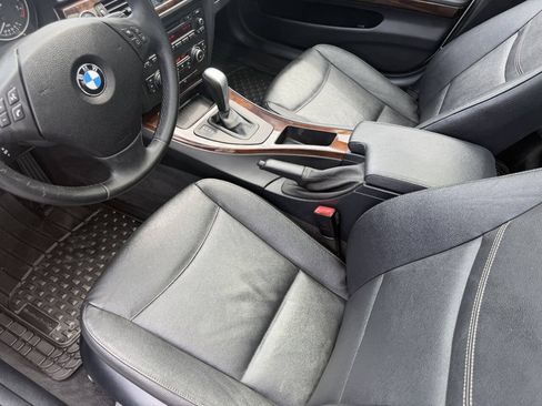 Used 2011 BMW 328i xDrive Sedan AWD/4WD image 15