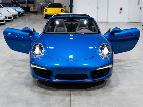 Used 2015 Porsche 911 Targa 4 AWD/4WD image 37